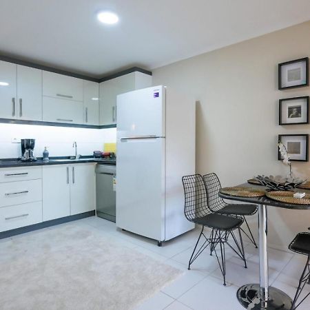 Apartament Excellent Flat Near Hadrian'S Gate Antalya Zewnętrze zdjęcie